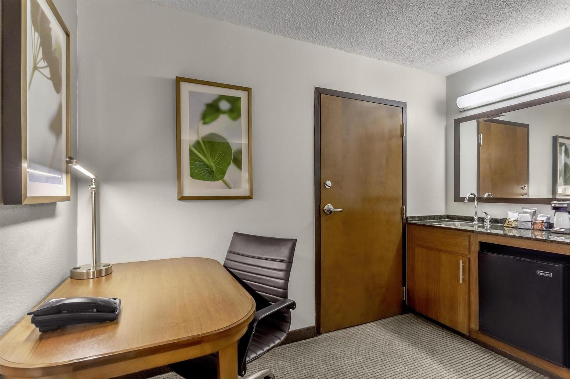 Hyatt Place Charlotte Airport Billy Graham Parkway Dış mekan fotoğraf